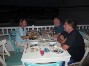 Dinner bei Dimtris "dem Glatzkopf"